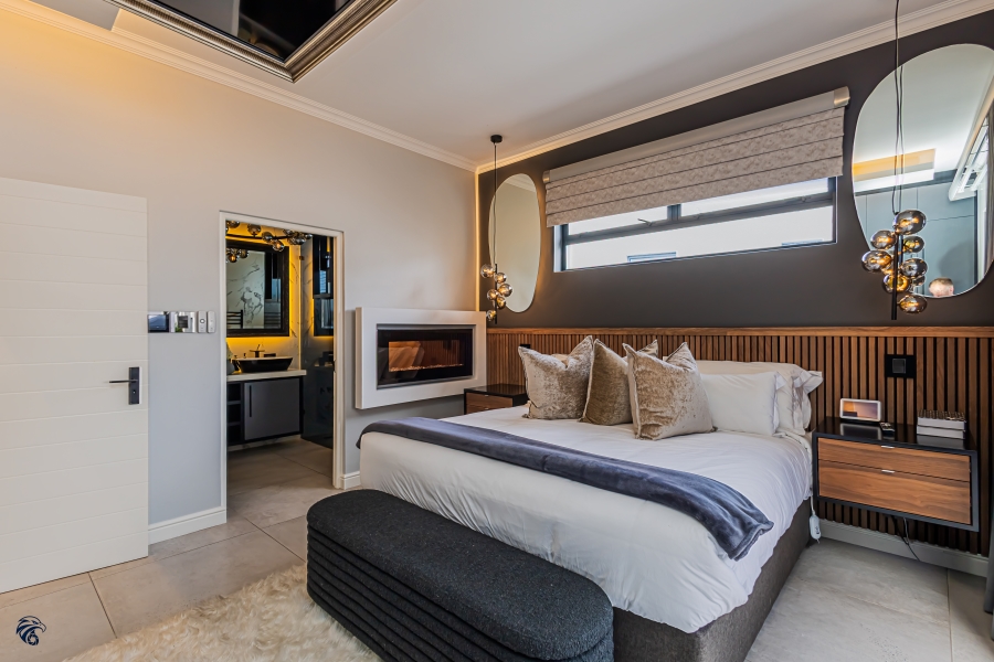 3 Bedroom Property for Sale in Calypso Beach Western Cape